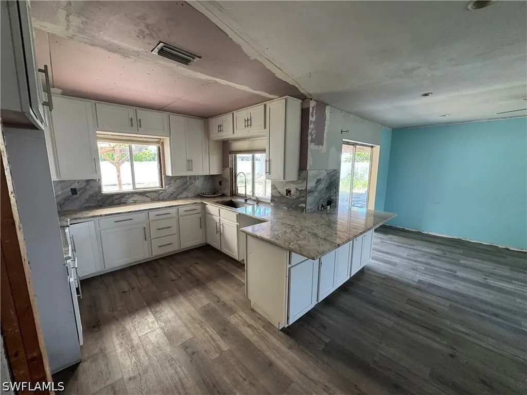 3713 SE 8th Avenue Cape Coral FL 33904