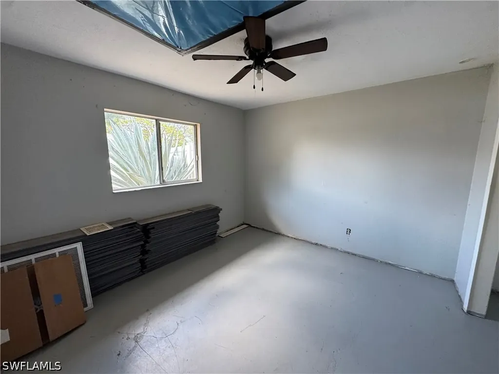3713 SE 8th Avenue Cape Coral FL 33904