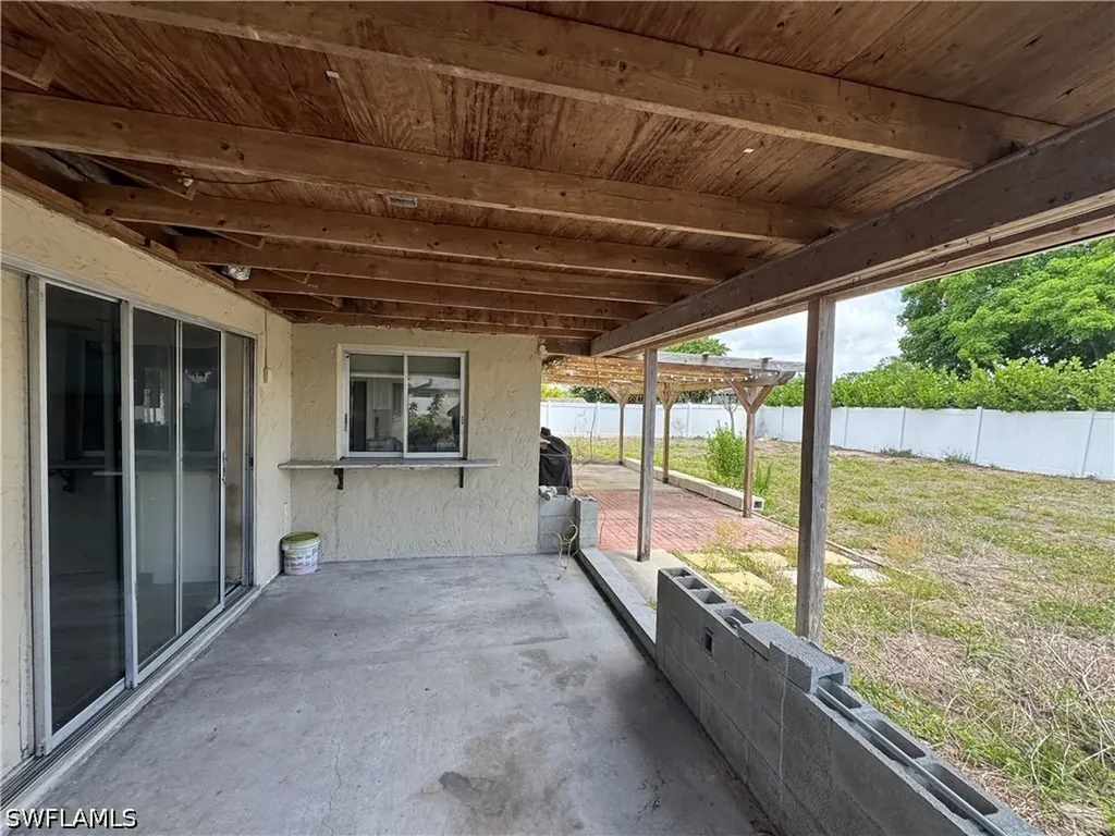 3713 SE 8th Avenue Cape Coral FL 33904