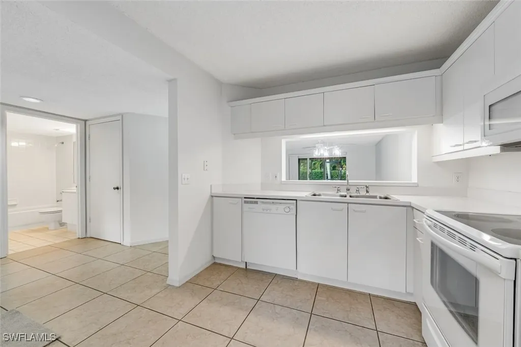 7761 Jewel Lane Naples FL 34109