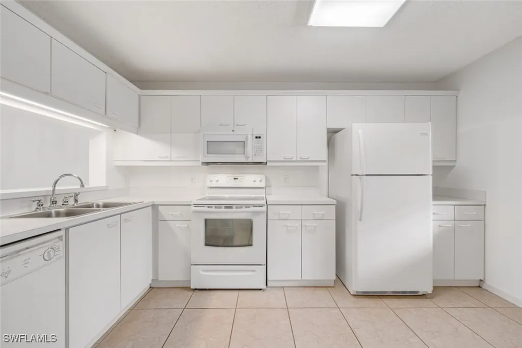 7761 Jewel Lane Naples FL 34109