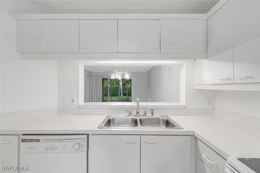 7761 Jewel Lane Naples FL 34109