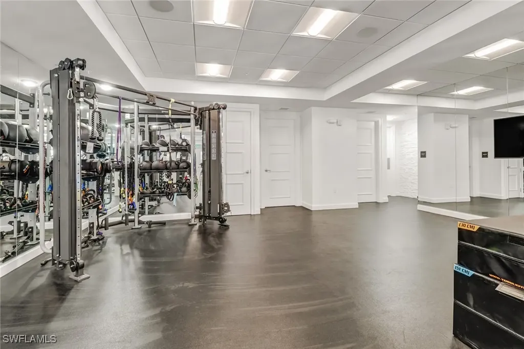 1115 Central Avenue Naples FL 34102