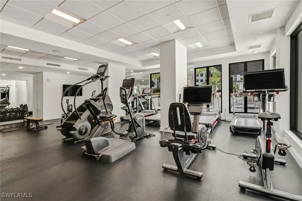 1115 Central Avenue Naples FL 34102