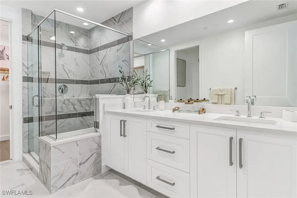 1115 Central Avenue Naples FL 34102