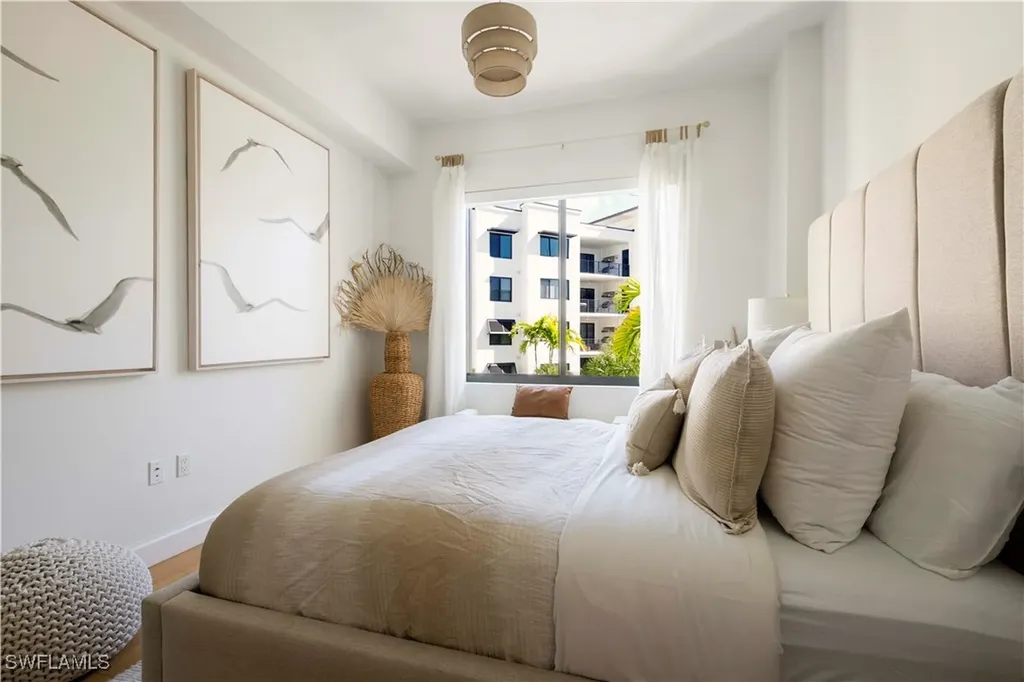 1115 Central Avenue Naples FL 34102