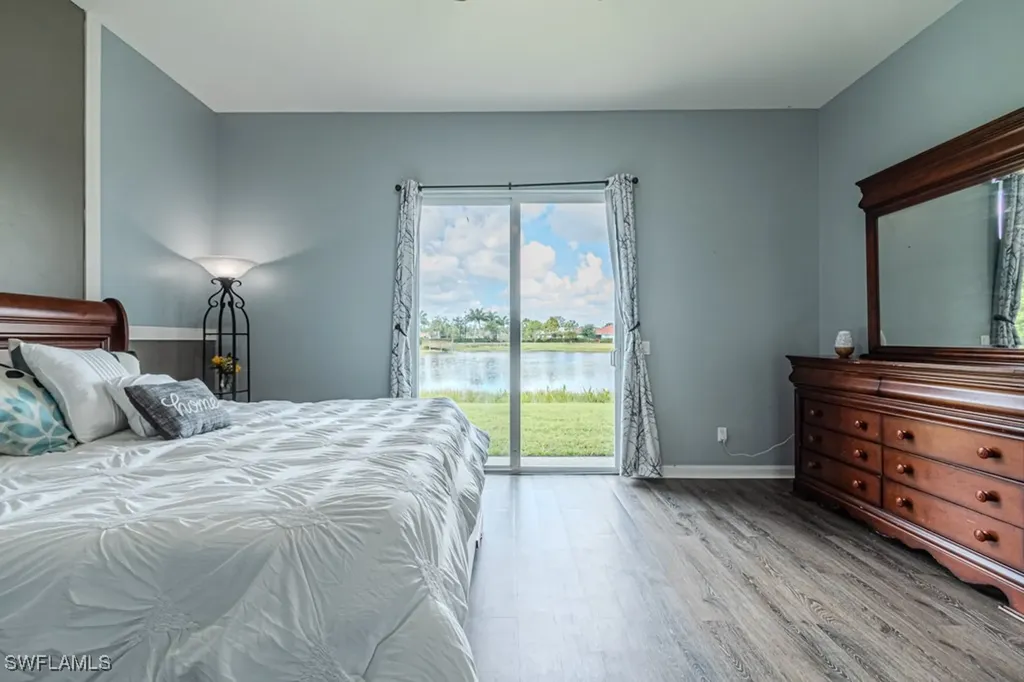 2258 Heydon Circle W Naples FL 34120