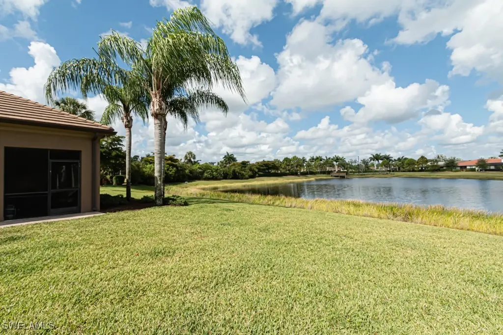 2258 Heydon Circle W Naples FL 34120