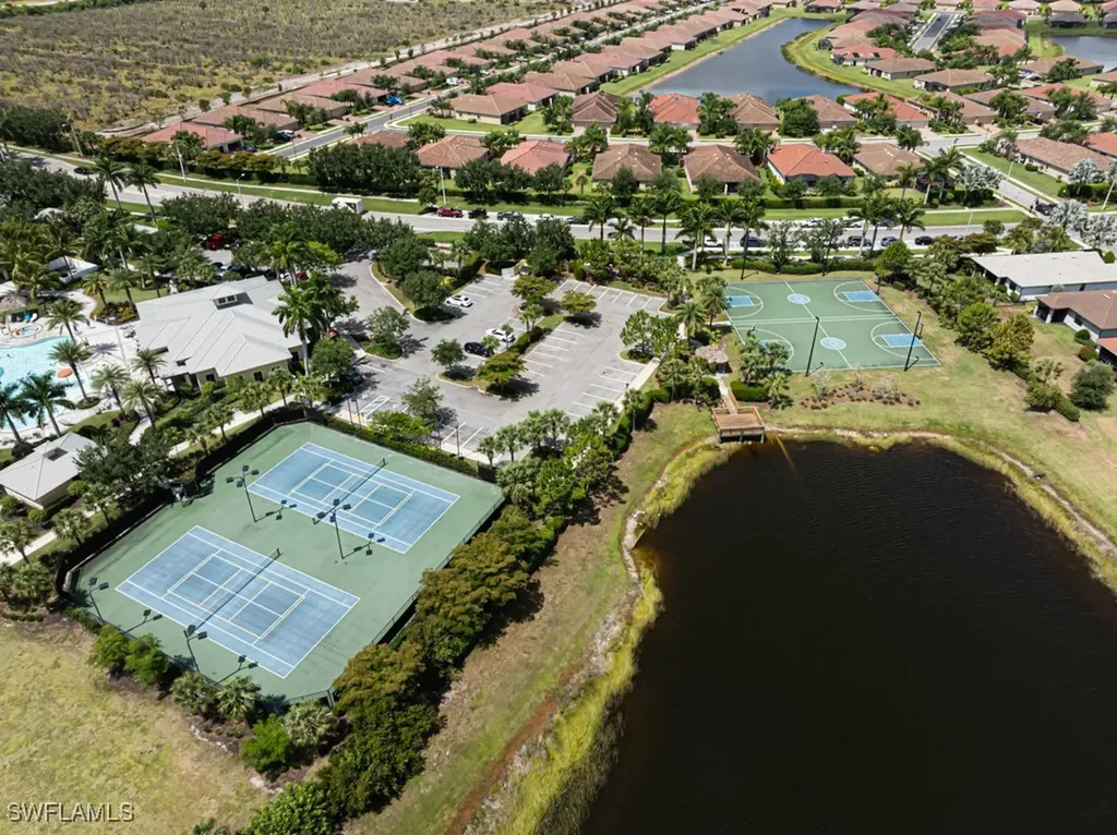 2258 Heydon Circle W Naples FL 34120