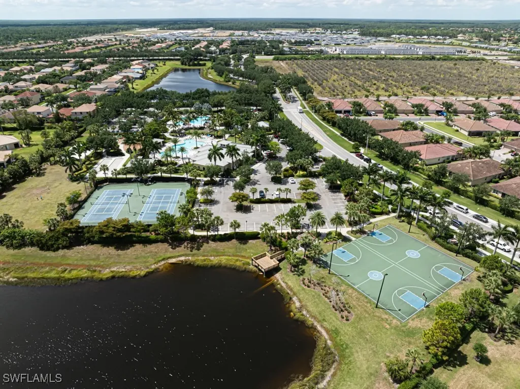 2258 Heydon Circle W Naples FL 34120