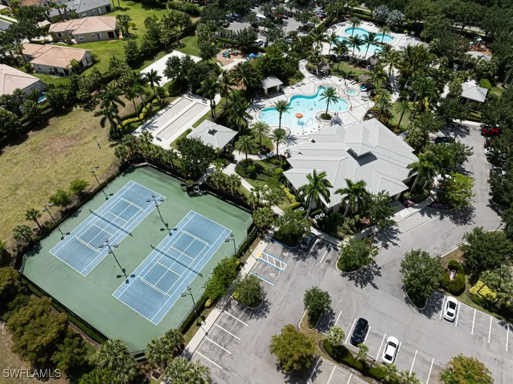 2258 Heydon Circle W Naples FL 34120