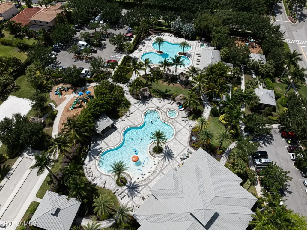 2258 Heydon Circle W Naples FL 34120