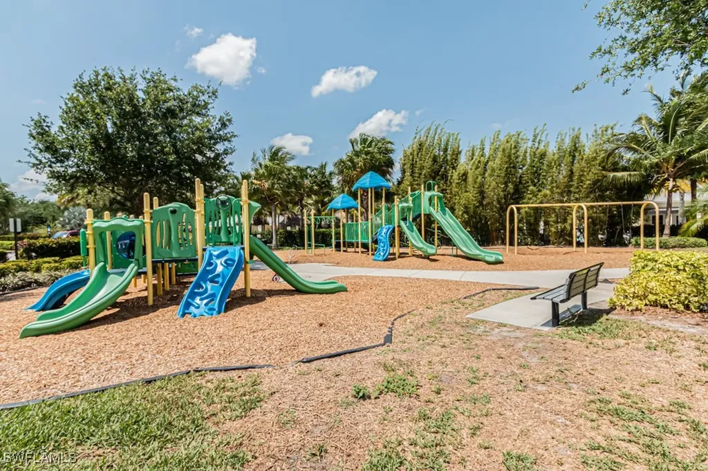 2258 Heydon Circle W Naples FL 34120