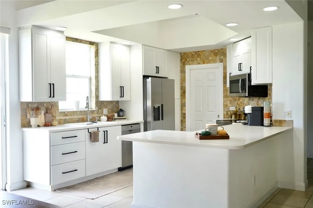 2258 Heydon Circle W Naples FL 34120