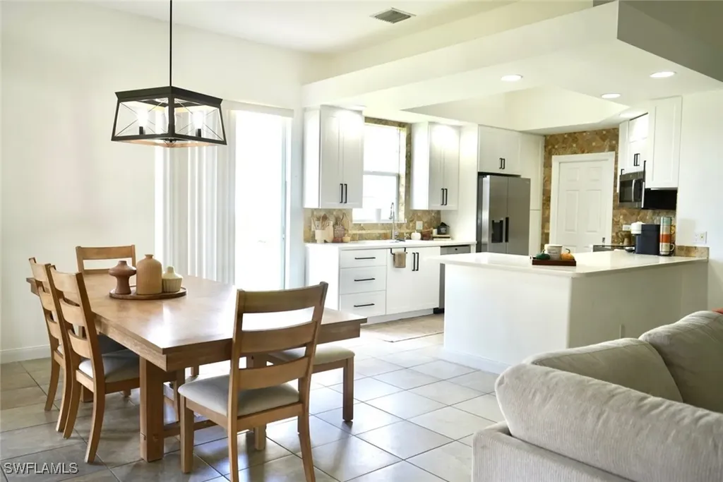 2258 Heydon Circle W Naples FL 34120