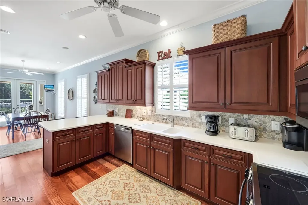 462 Preswick Lane SW Naples FL 34120