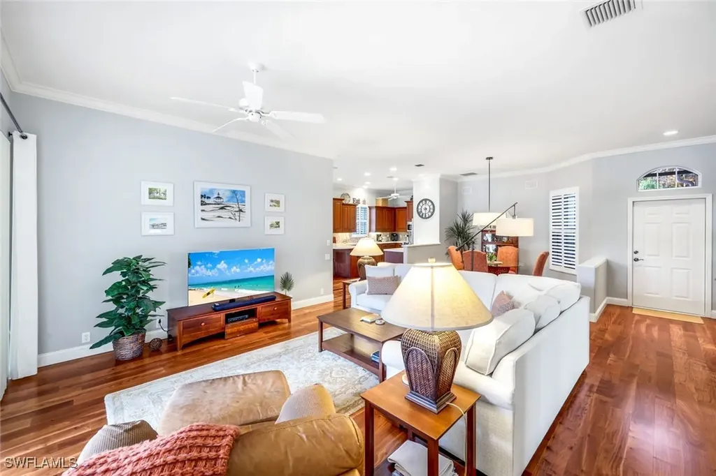 462 Preswick Lane SW Naples FL 34120