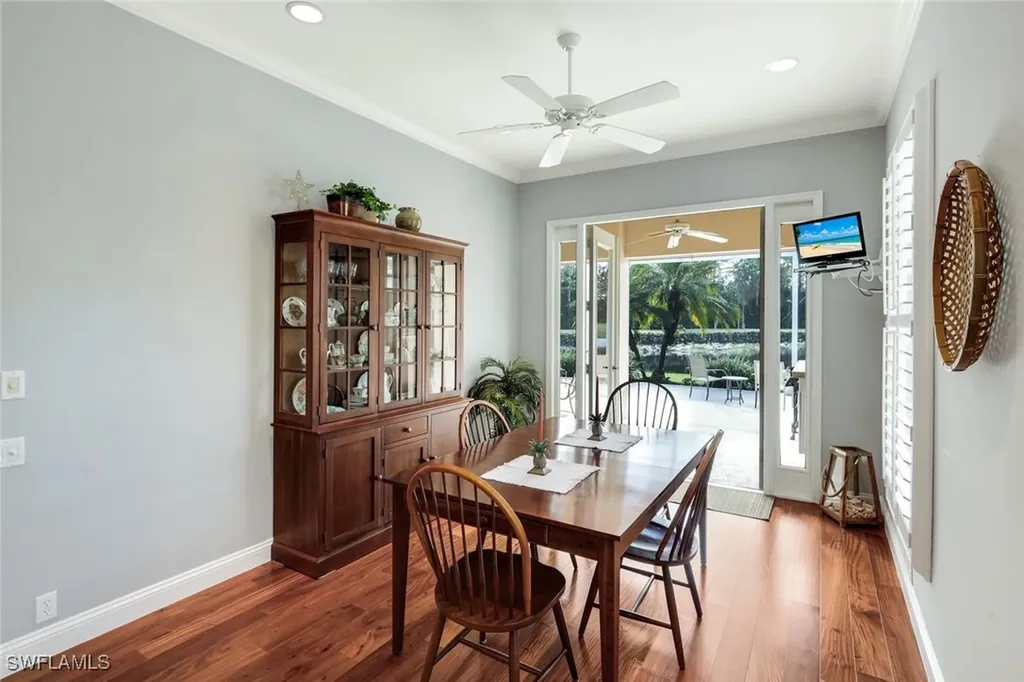 462 Preswick Lane SW Naples FL 34120