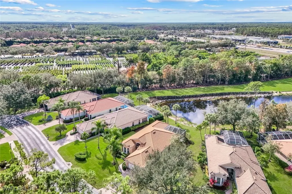 462 Preswick Lane SW Naples FL 34120