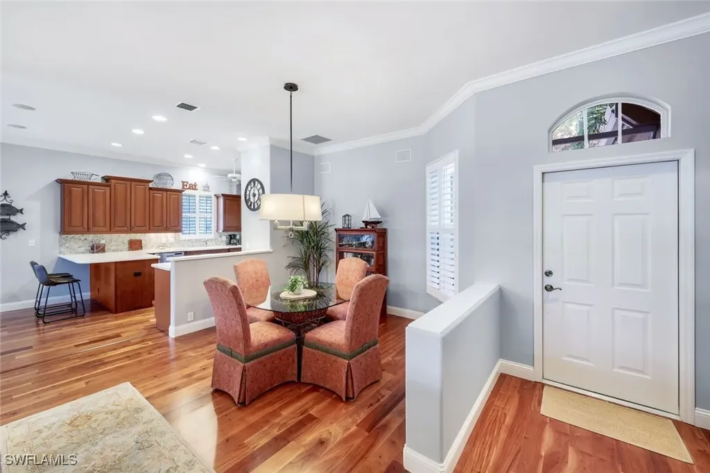 462 Preswick Lane SW Naples FL 34120