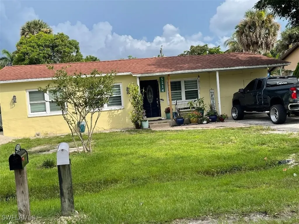 5214 Carlton Street Naples FL 34113