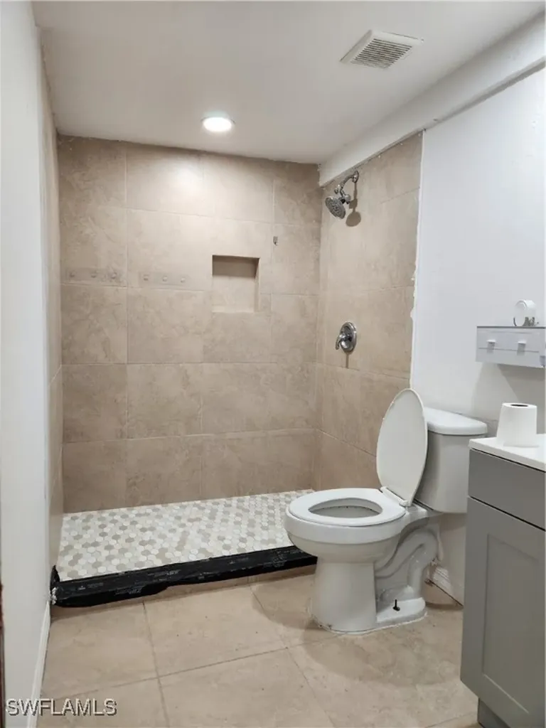5214 Carlton Street Naples FL 34113