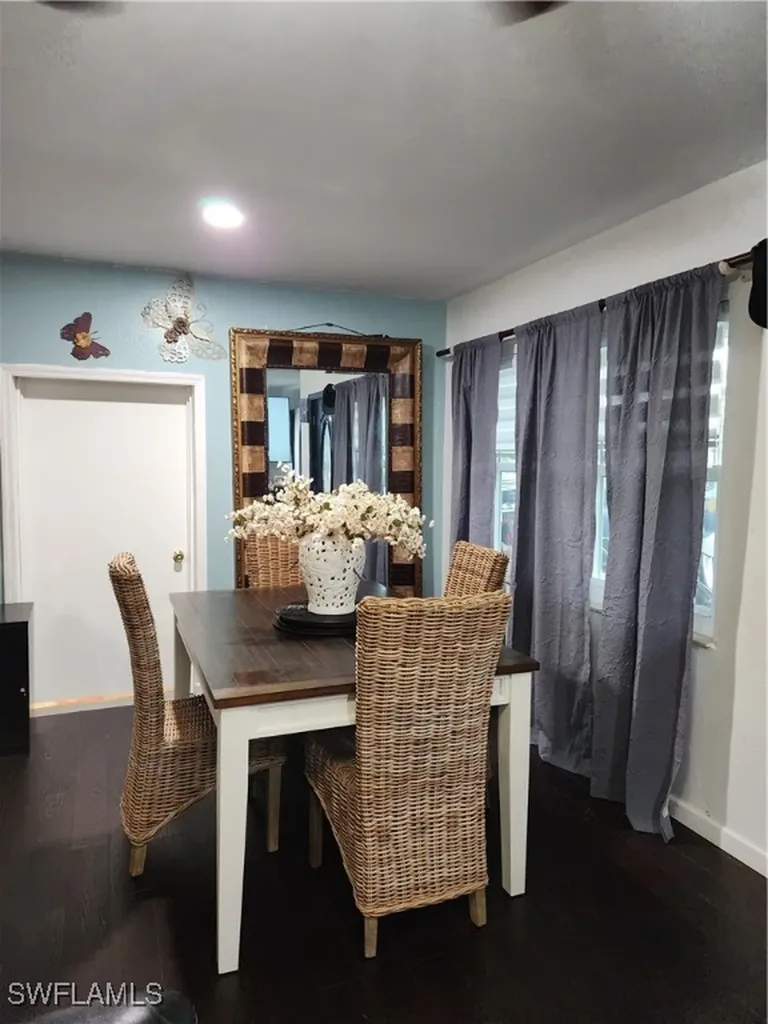 5214 Carlton Street Naples FL 34113
