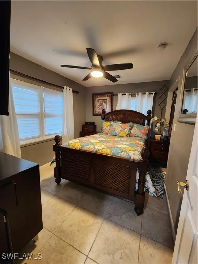 5214 Carlton Street Naples FL 34113