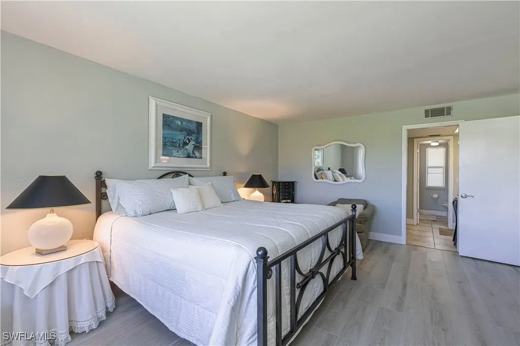 213 Memory Lane Naples FL 34112