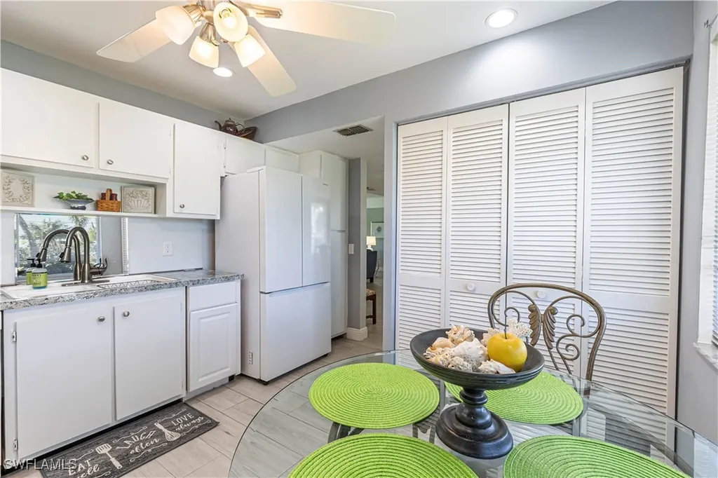 213 Memory Lane Naples FL 34112