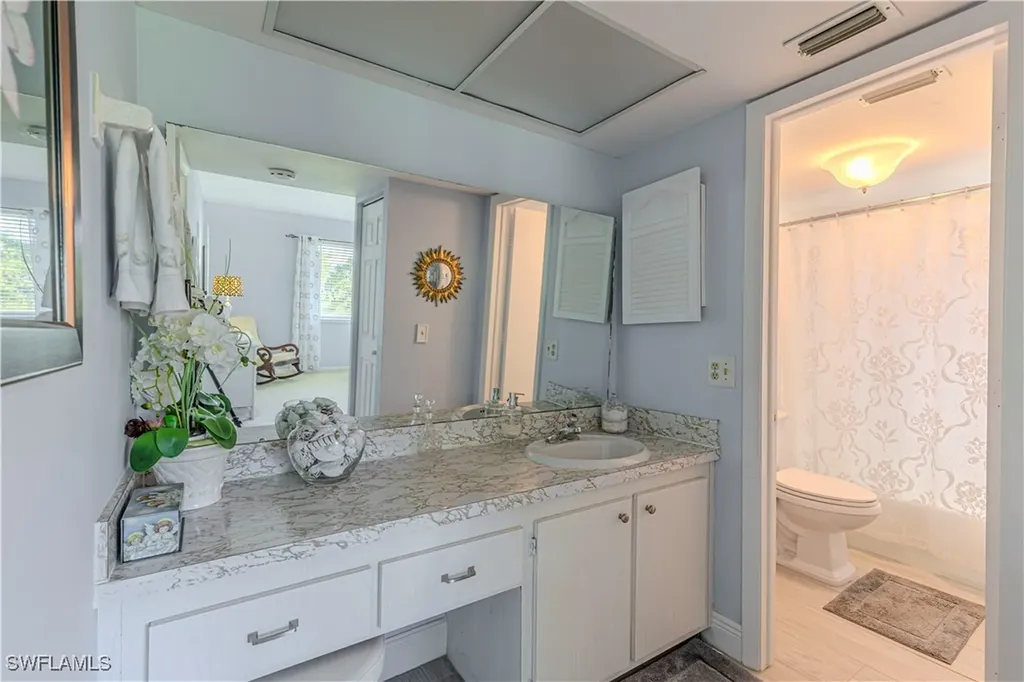 213 Memory Lane Naples FL 34112