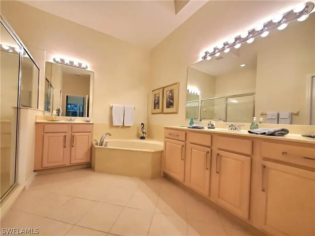 1320 Barnstable Court Naples FL 34104