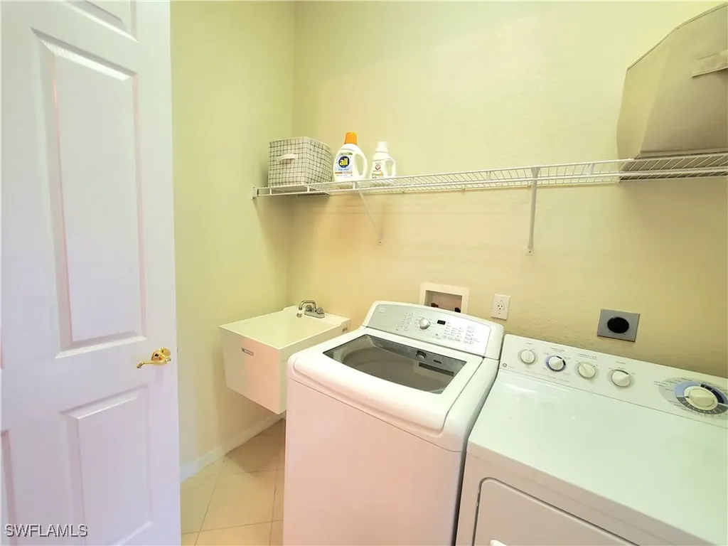 1320 Barnstable Court Naples FL 34104