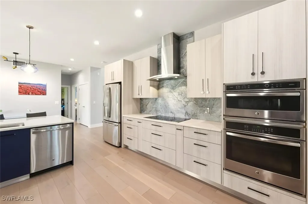 27088 Del Lane Bonita Springs FL 34135