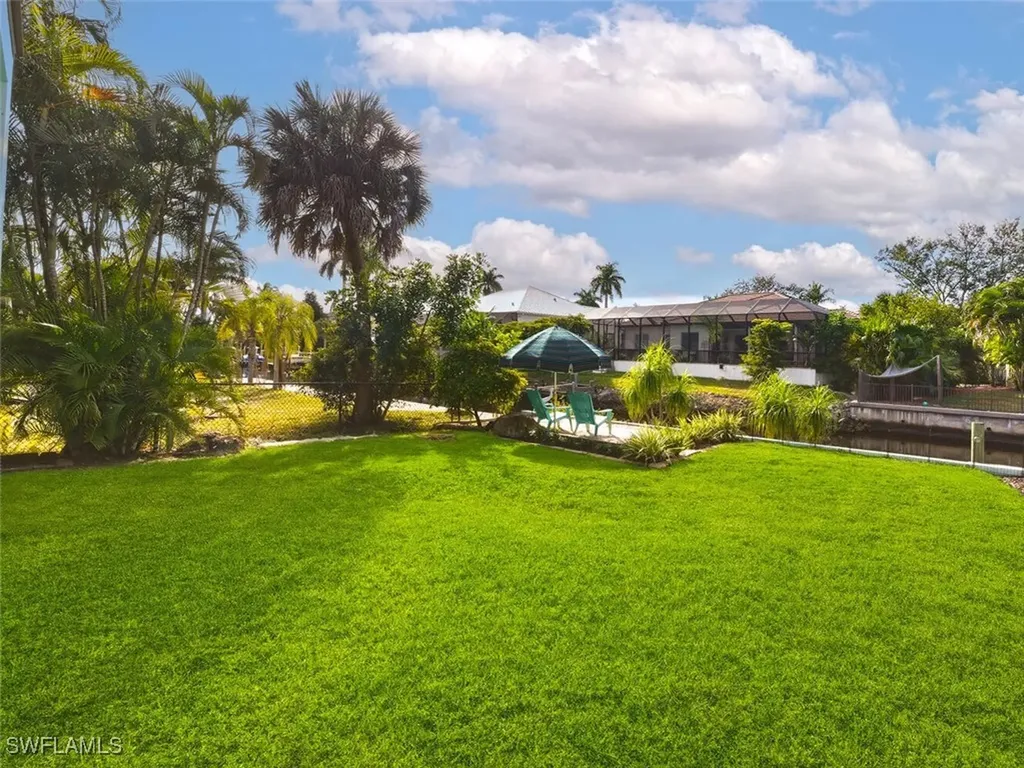 27088 Del Lane Bonita Springs FL 34135