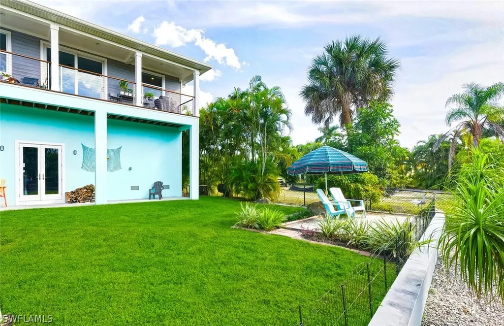 27088 Del Lane Bonita Springs FL 34135