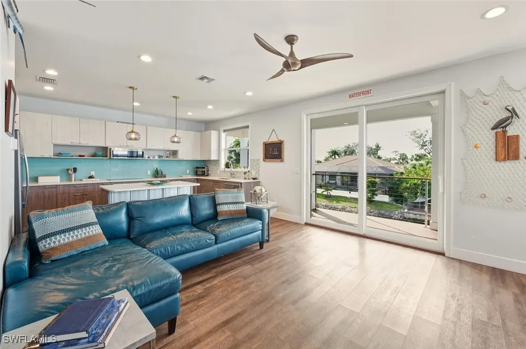 27088 Del Lane Bonita Springs FL 34135