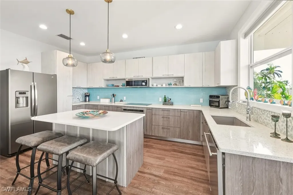 27088 Del Lane Bonita Springs FL 34135