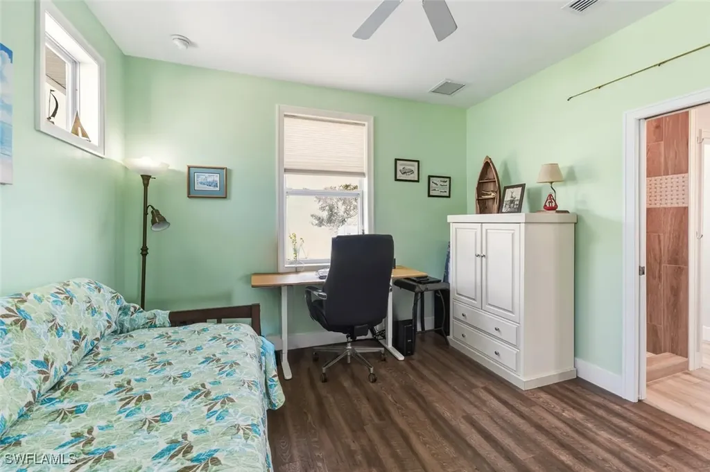 27088 Del Lane Bonita Springs FL 34135