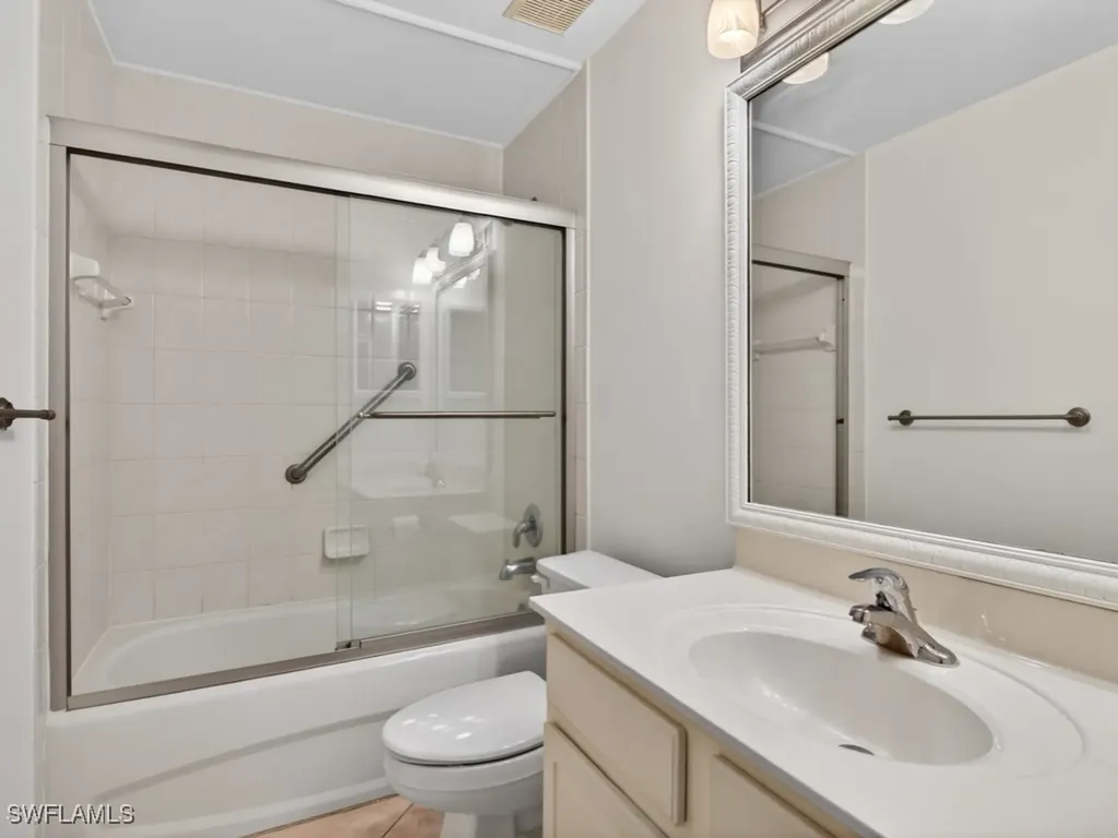 7555 Meadow Lakes Drive Naples FL 34104