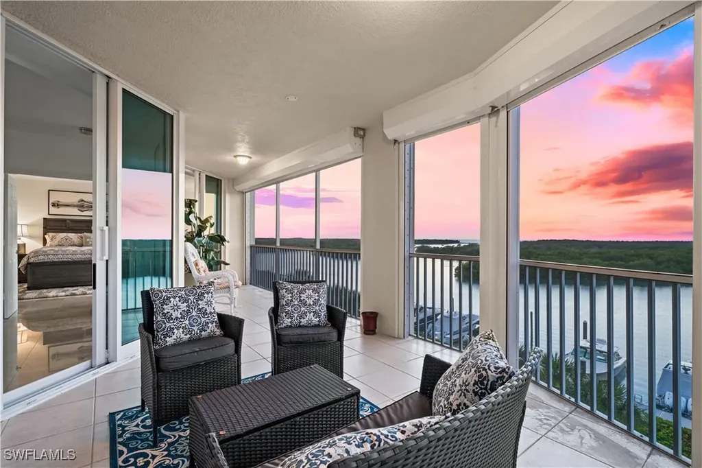 445 Dockside Drive Naples FL 34110