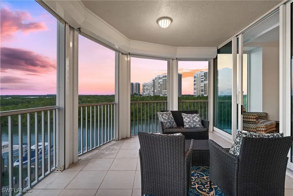 445 Dockside Drive Naples FL 34110