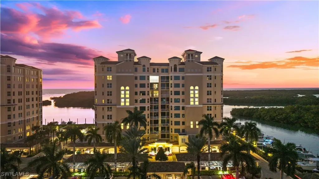 445 Dockside Drive Naples FL 34110