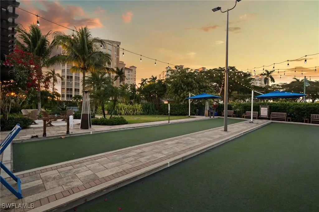 445 Dockside Drive Naples FL 34110