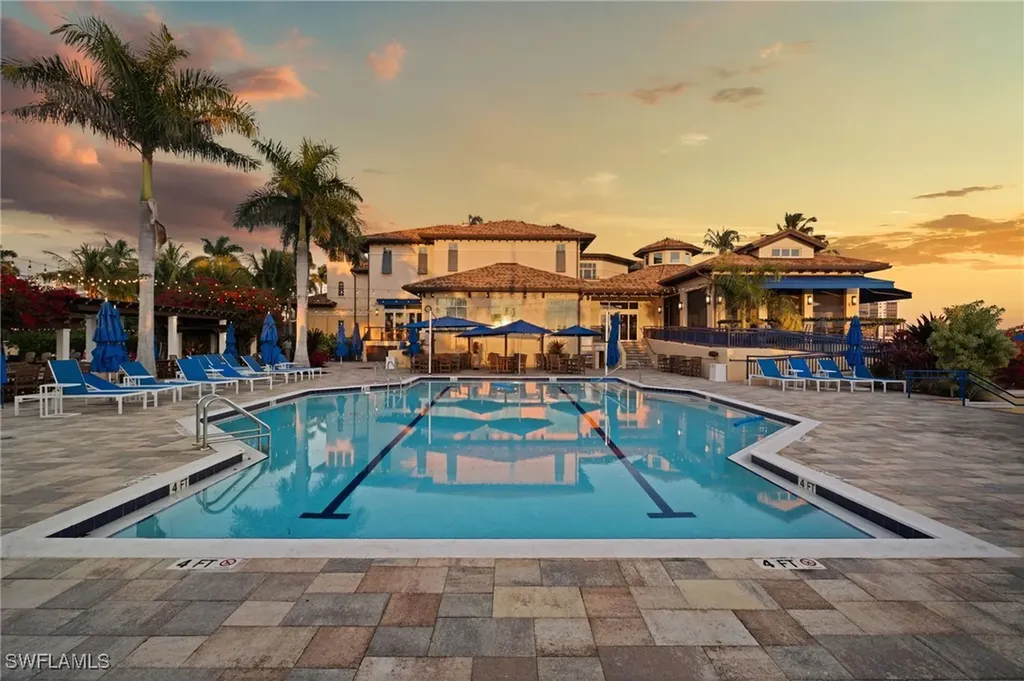 445 Dockside Drive Naples FL 34110