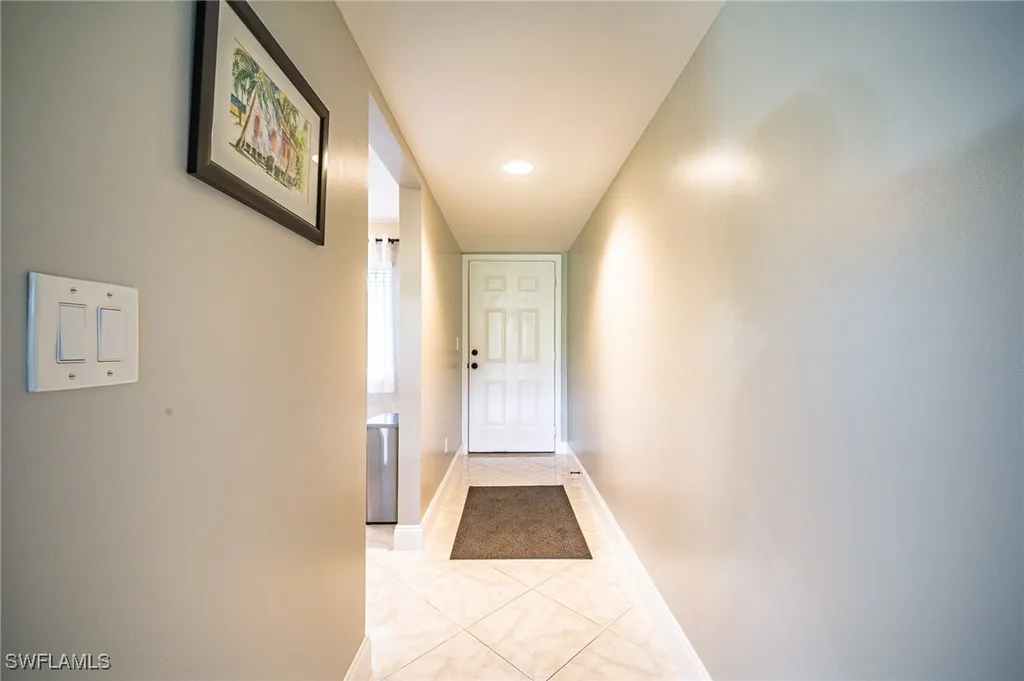 6945 Dennis Circle Naples FL 34104