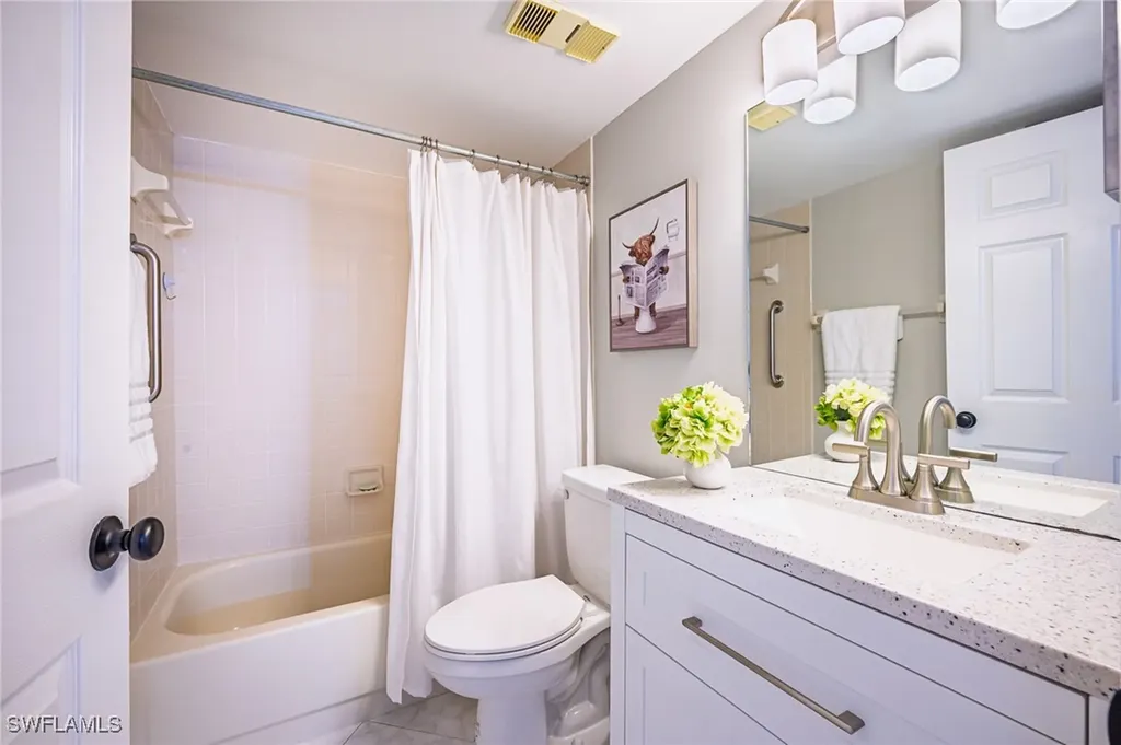 6945 Dennis Circle Naples FL 34104