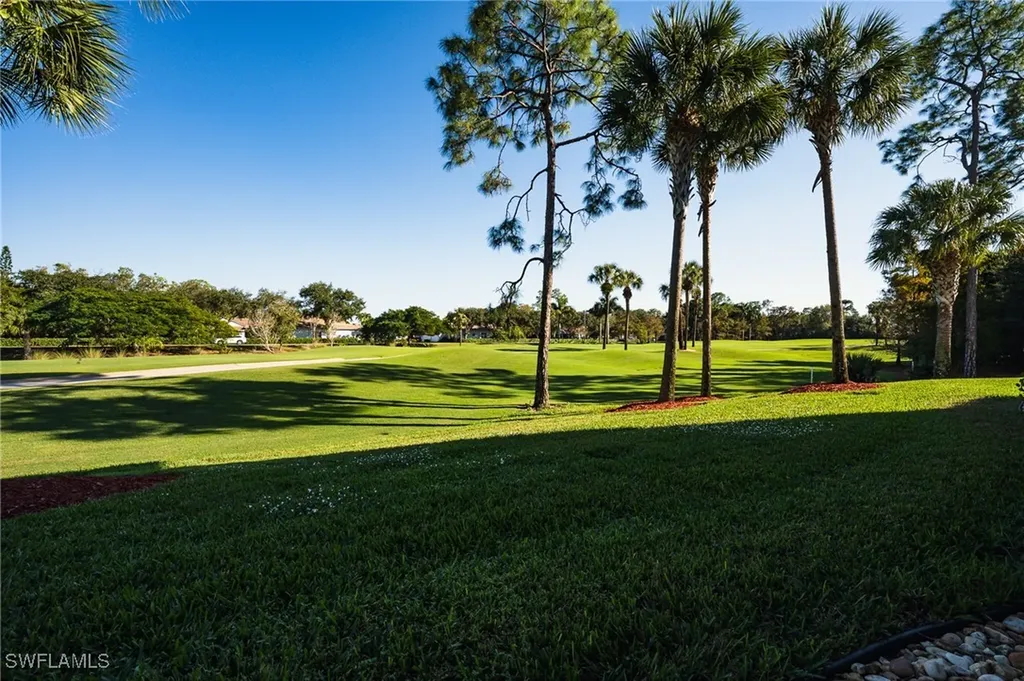 6945 Dennis Circle Naples FL 34104