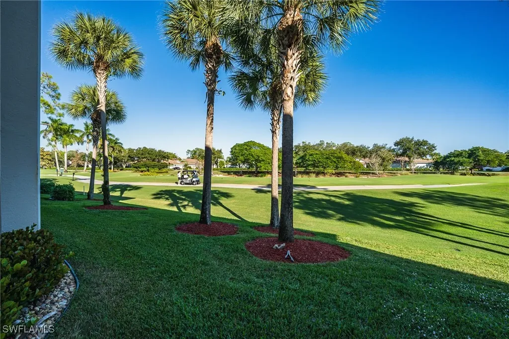 6945 Dennis Circle Naples FL 34104