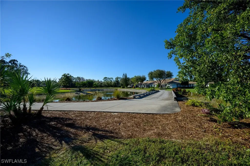 6945 Dennis Circle Naples FL 34104